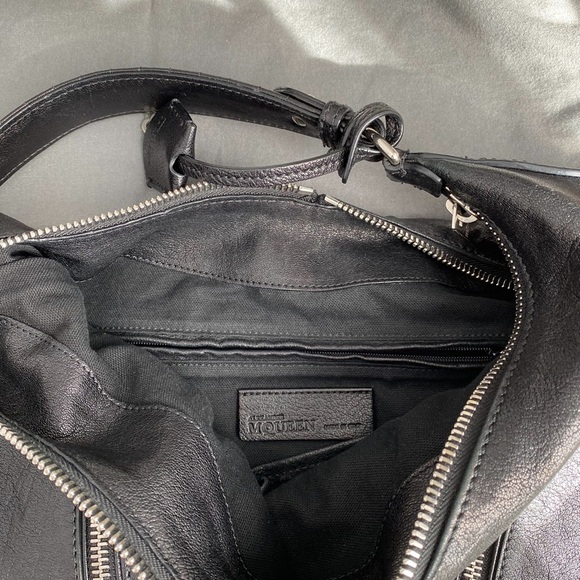 Alexander McQueen leather bag - Picture 8 of 9